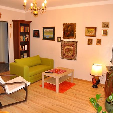 Cozy Apartment In Tarnow Extérieur photo